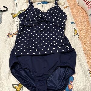 Lands End polka dot Swimsuit - 🩱 2 piece
